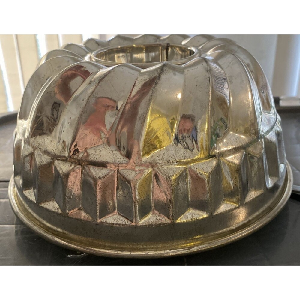 Kaiser Bundt Pan Jello Mold Fluted Bakeware Made in West Germany 9" Farmhouse - Picture 12 of 15